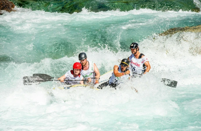 unsplash_c_w_Q3kxgic_Water Rafting.jpg.jpg.jpg.webp